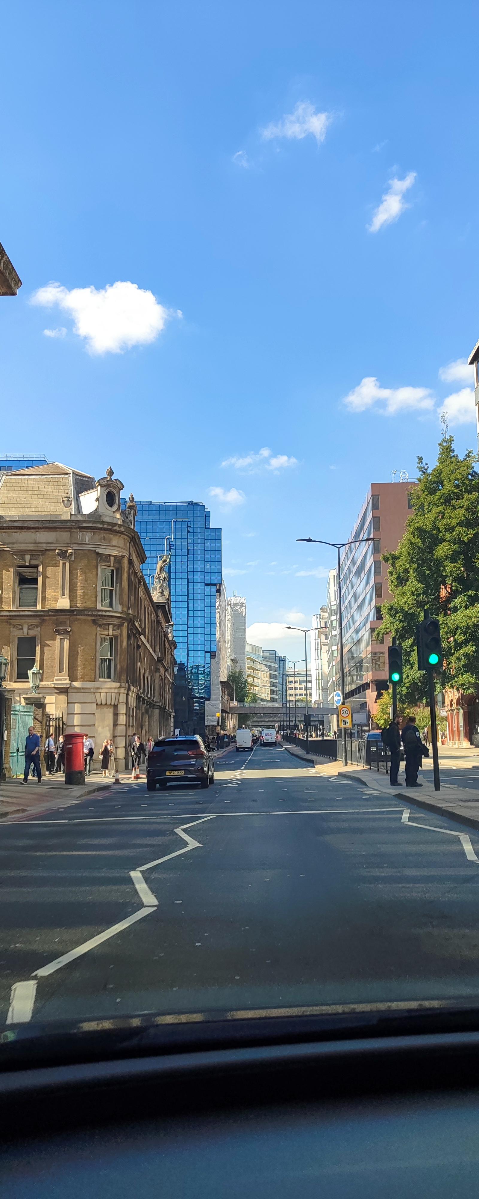 London Launches Pitch Competitions and Tech Accelerator Programs for Startups